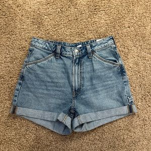 US Women’s size 6 Denim Cargo Shorts